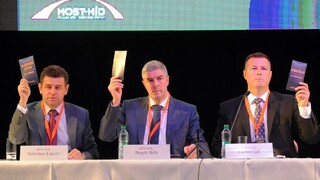 Most riešil smerovanie strany, novým podpredsedom strany je Ravasz