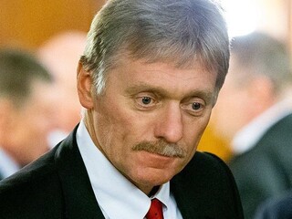 Rusko neuzná špeciálne súdy pre vyšetrovanie zločinov na Ukrajine, uviedol Peskov. Označil ich za nelegitímne