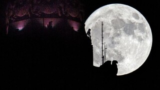 Fotogaléria: Takto vyzeral supermesiac vo svetových mestách