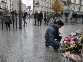 Francúzska vláda chce predĺžiť výnimočný stav, bojí sa útokov počas volieb