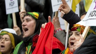 Smrť demokracie v Turecku! Kurdi demonštrovali v Bruseli