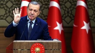 Europoslanci zvážia, či zmrazia rokovania s Tureckom