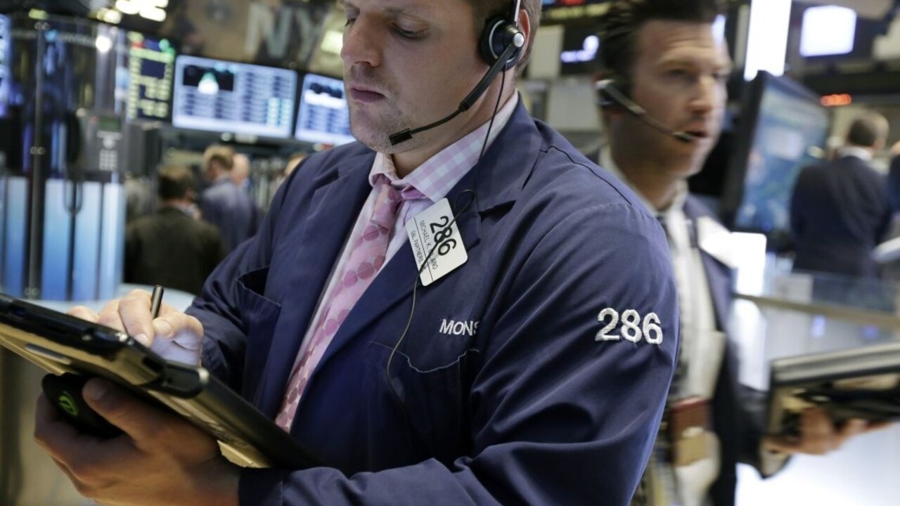 Dow Jones bol prvýkrát v histórii nad hranicou 19-tisíc bodov