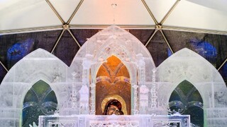 Fotogaléria: V Tatrách otvorili ľadový dóm, je v gotickom štýle