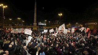 Talianov čaká referendum, nesúhlasia s reformou ústavy