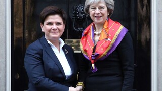 Premiérky Británie a Poľska rokovali o právach občanov po Brexite