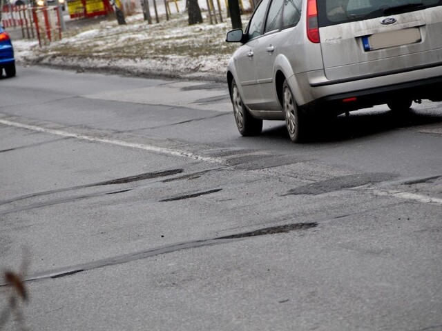 Bratislava opraví cesty i chodníky, na cyklotrasy sa zabúda