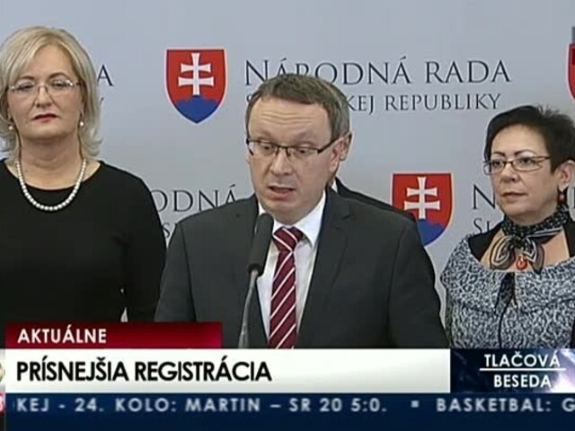 TB poslancov SNS o prísnejšej registrácii cirkví