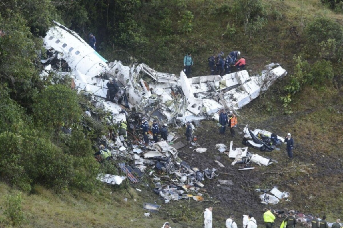 colombia-air-crash-64c7d42dec24414ea00d6d0d5cb6810e_0c6f7813.jpg