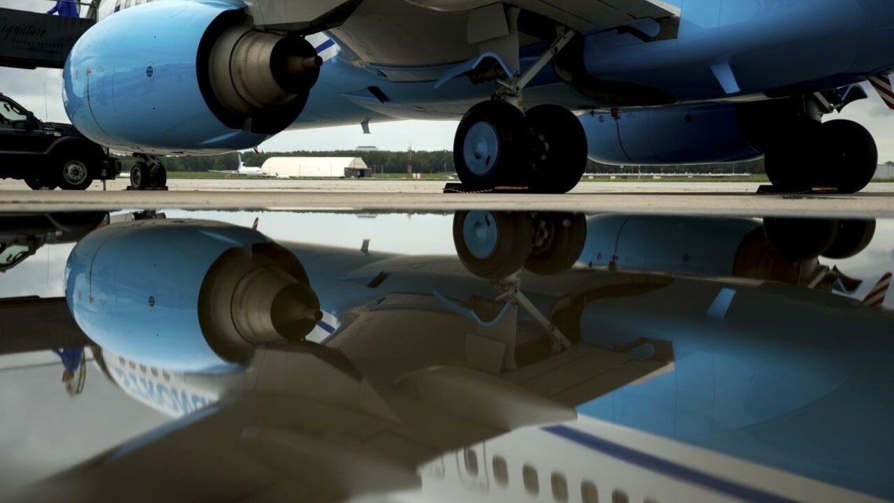 Dráma v škótskom Glasgowe: pilot dostal počas rozjazdu infarkt