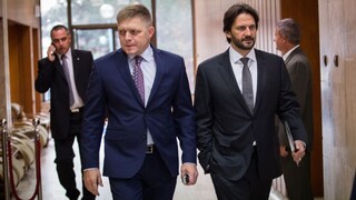 Fico má absolútne právo kritizovať médiá, vyhlásil Kaliňák