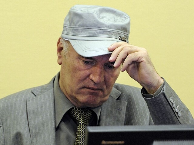 Zomrel obávaný „mäsiar z Balkánu“ Ratko Mladić. Niekdajší generál si za genocídu odpykával doživotný trest