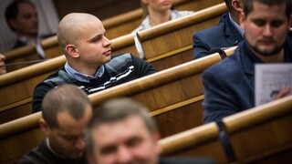 Matovič a kotlebovci sa majú pred poslancami ospravedlniť za výroky