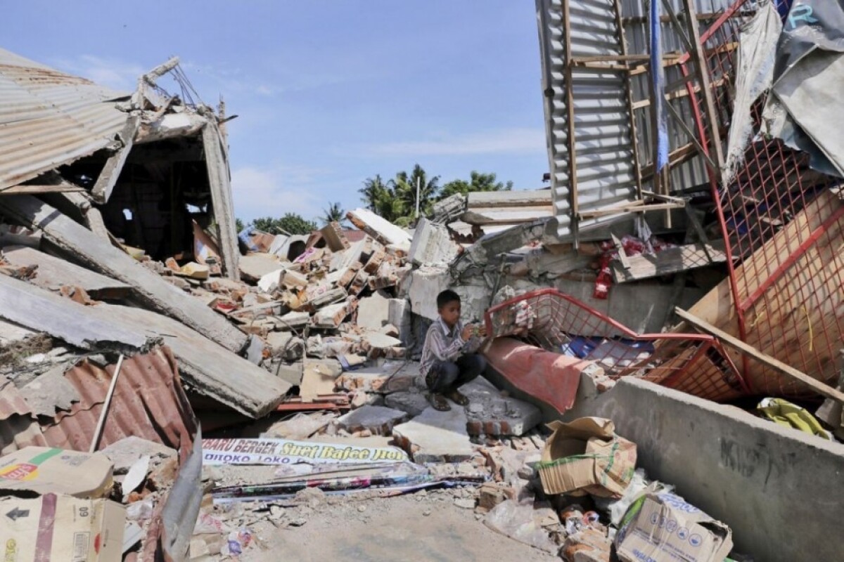 indonesia-earthquake-ca88d78e687b4b279a8adf9a4aed4e7a_be7247d8.jpg