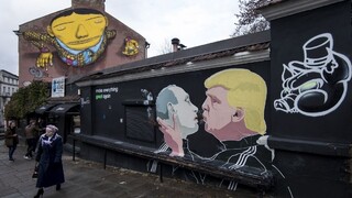 Na Moskvu treba byť tvrdší, vyzývajú Trumpa americkí senátori