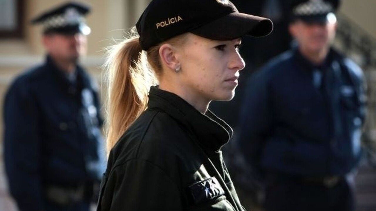 Matka štyroch detí sa chcela zabiť. Zachránili ju policajtky