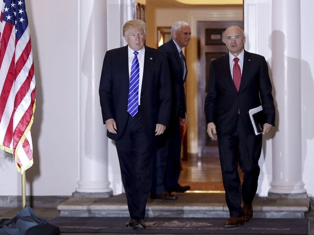 Trump si vyberá tím, rezort práce má viesť šéf fastfoodu