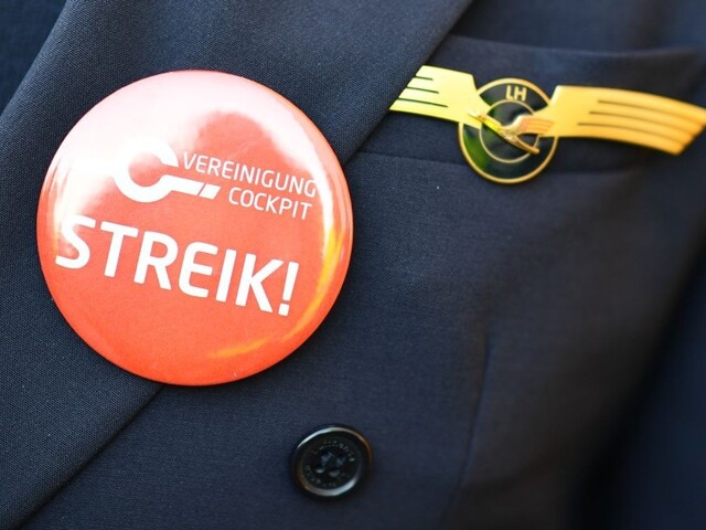 Vďaka štrajku pilotov Lufthansy pribudli konkurencii noví cestujúci