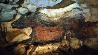 Vo Francúzsku otvorili repliku slávnej jaskyne Lascaux