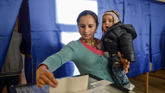 Voľby v Rumunsku neprekvapili, vyhrali sociálni demokrati