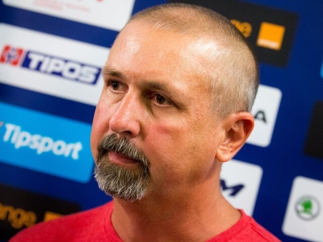 Naša hokejová reprezentácia si naštrbila povesť