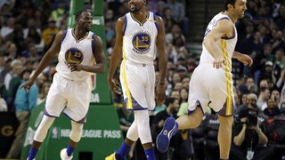 Basketbalisti Bostonu prehrali v NBA tretí zápas v rade