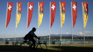 Švajčiari sťažili cudzincom prístup na ich pracovný trh