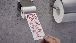 Na japonskom letisku ponúkajú toaletný papier aj na smartfóny