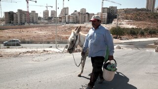 Izrael odmieta rezolúciu OSN, osady vraj stavať neprestane
