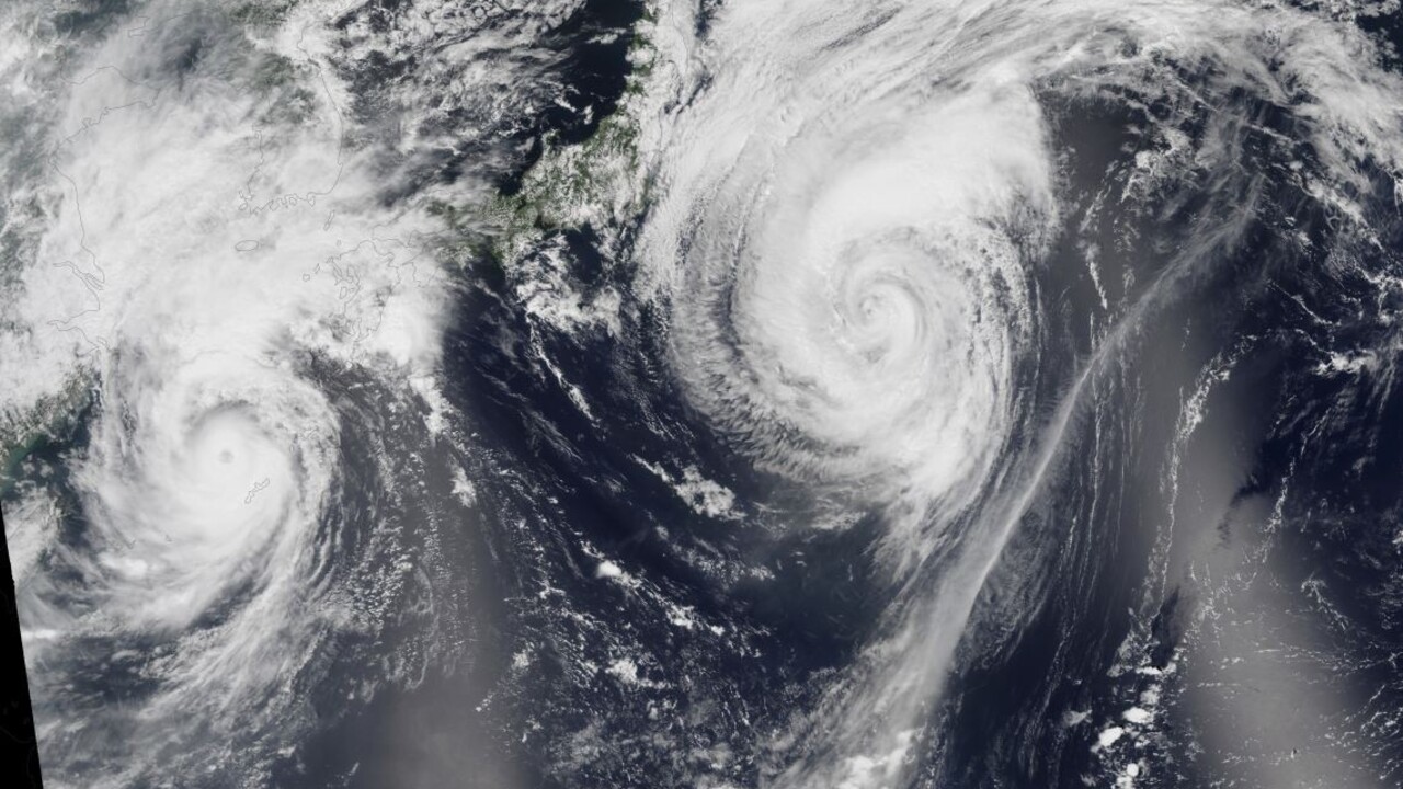 Supertajfún Nock-Ten zasiahol filipínsku pevninu