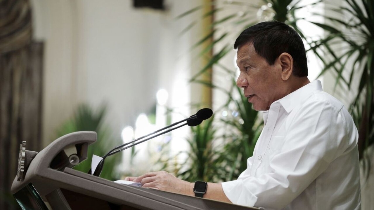 Za prijatie úplatku smrť. Duterte sa vyhráža zamestnancom