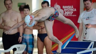 Banskobystrický plavecký maratón oslávil jubileum, otvoril ho primátor