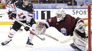 Fínski juniori opäť nebodovali, hráči Kanady rozdrvili Lotyšov