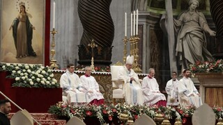 Veriaci sa modlili za lepší rok, pápež František vyzval k ľudskej súdržnosti