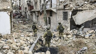 Povstalci prerušili prípravy na mierové rokovania, sťažujú sa na sýrsku armádu