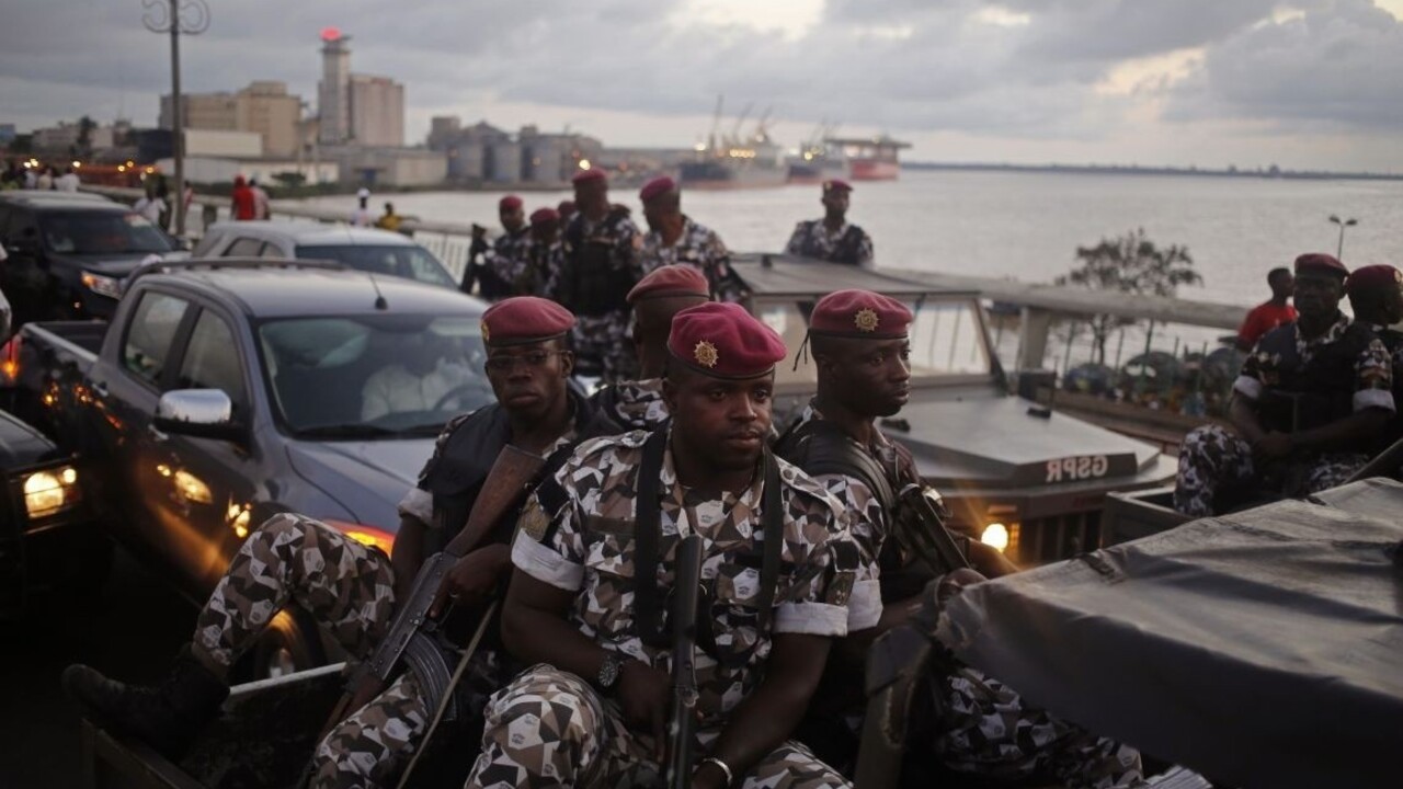 V Pobreží Slonoviny sa vzbúrili vojaci, žiadajú finančnú odmenu