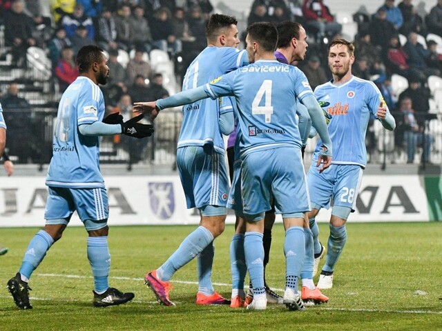 Futbalového reprezentanta Kubíka zadržali pre alkohol za volantom