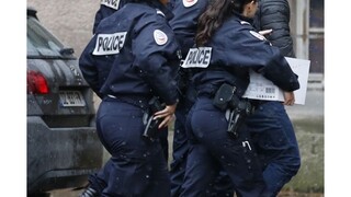 Kosovský premiér zostane vo vyšetrovacej väzbe, rozhodol súd