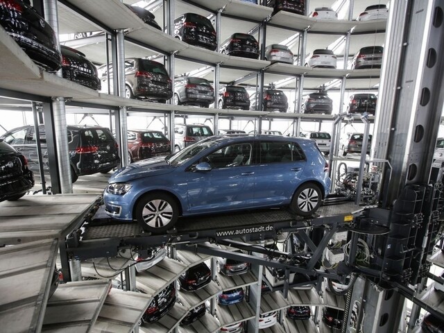 Volkswagenu hrozí po emisnom škandále niekoľkomiliardová pokuta