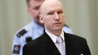 V Nórsku pokračuje proces s Breivikom, prednesol svoje argumenty
