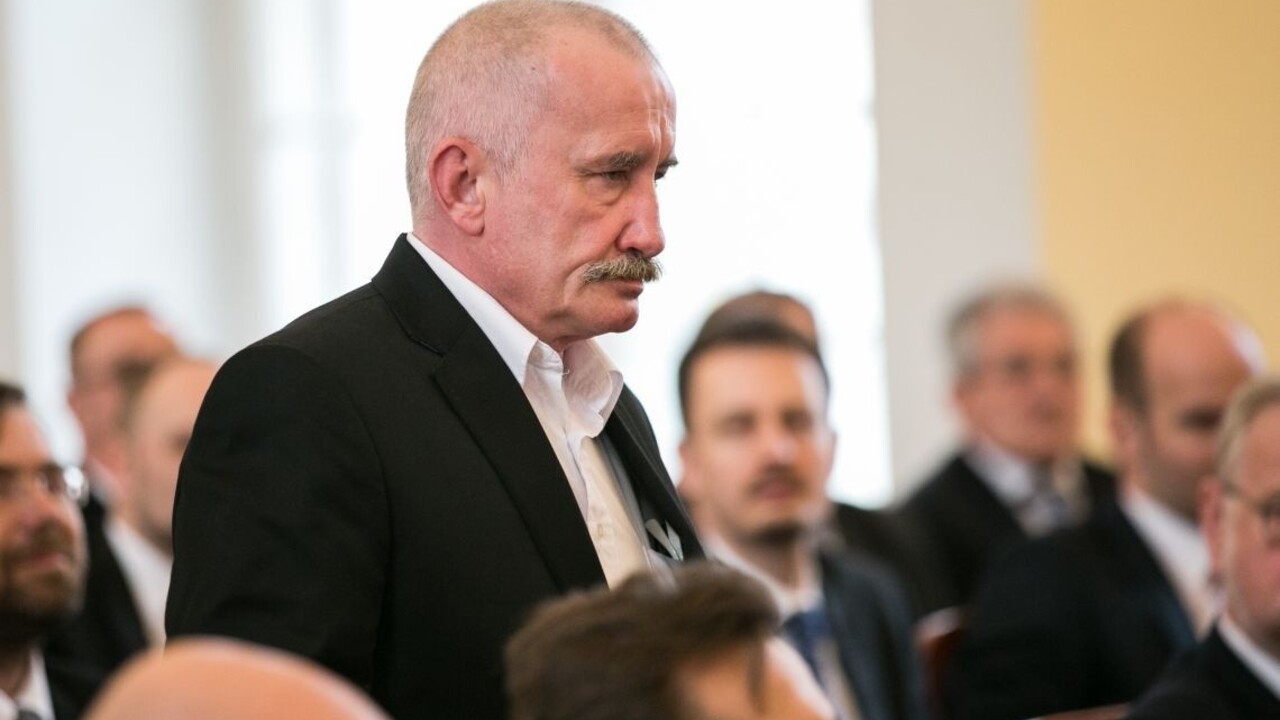 Kotlebovmu poslancovi prekáža židovský pôvod ocenených osobností