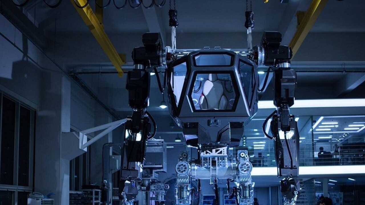 Ukázali robota ako zo sci-fi. Tvorca musel dokazovať, že je skutočný