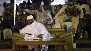 Prezident prehral, no nechce odísť. Gambii hrozí politická kríza