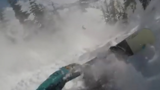 Snoubordistu strhla lavína, natočil ju kamerou na helme