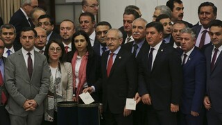 Turecký parlament schválil kontroverznú reformu, má posilniť Erdogana