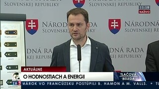 TB poslancov OĽaNO-NOVA o vojenských hodnostiach politikov a energiách