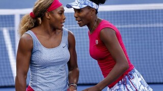 Serena bude čeliť sestre Venus, v grandslamovom finále sa nestretli roky
