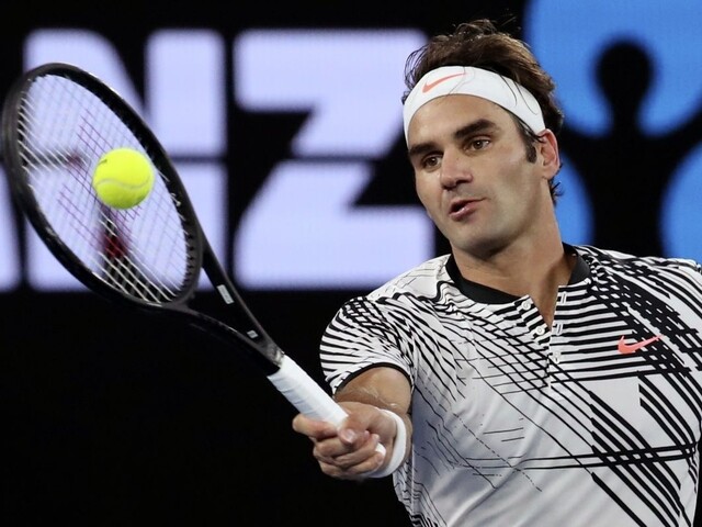 Federer zdolal Wawrinku, po rokoch je opäť vo finále