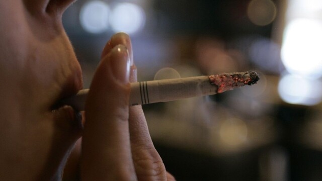 Rusko chce obmedziť fajčenie, chystá doživotný zákaz predaja cigariet