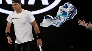 Nadal po päťsetovej bitke mieri do finále, vyzve Federera